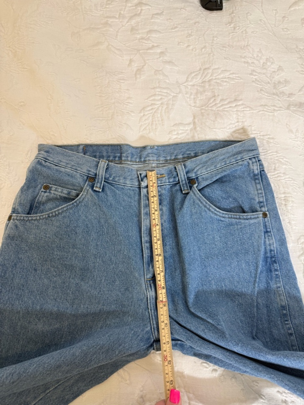 Vintage Wrangler Light Wash Straight Leg Jeans - Picture 5 of 7